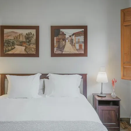 El Aguilojo בקתה Mombeltrán