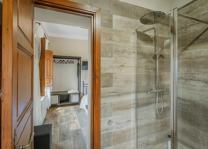 El Aguilojo Chalet *